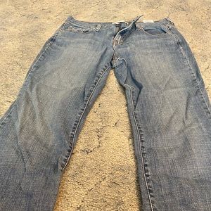 Ladies Levi’s 12short boot cut